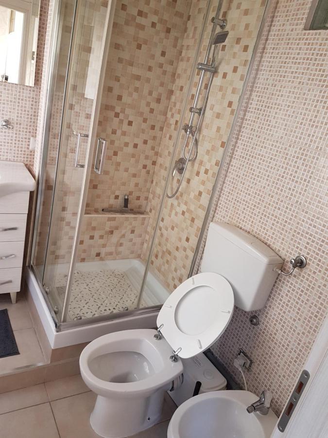 Casa Vacanza Dinastia Borbone - Centro Storico Napoli Bagian luar foto