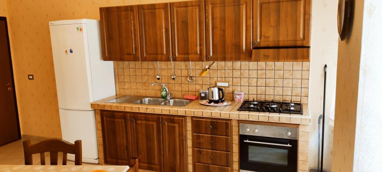 Casa Vacanza Dinastia Borbone - Centro Storico Napoli Bagian luar foto